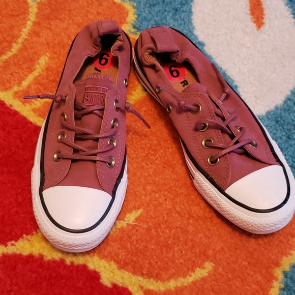 burgundy converse shoreline